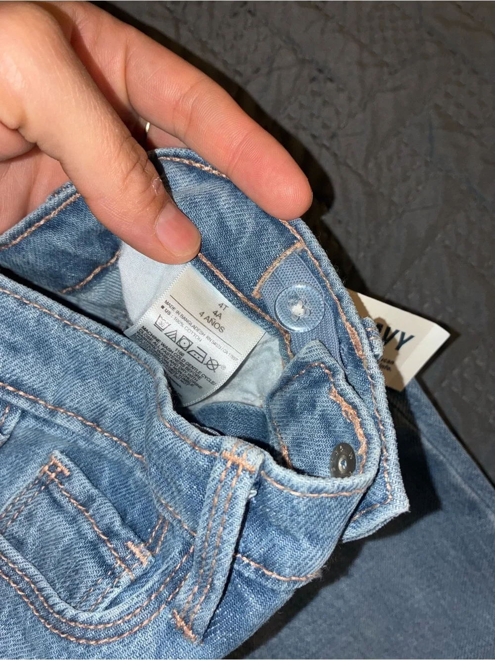Old Navy Light Blue Denim Jeans with Contrast Stitching size 4 kids